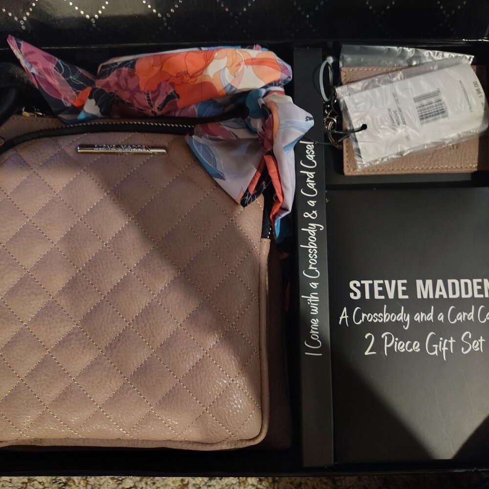 Steve Madden Gift Set